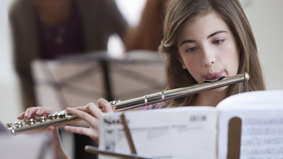 Flute Lessons in Brighouse by Flautist Nikki Warrington