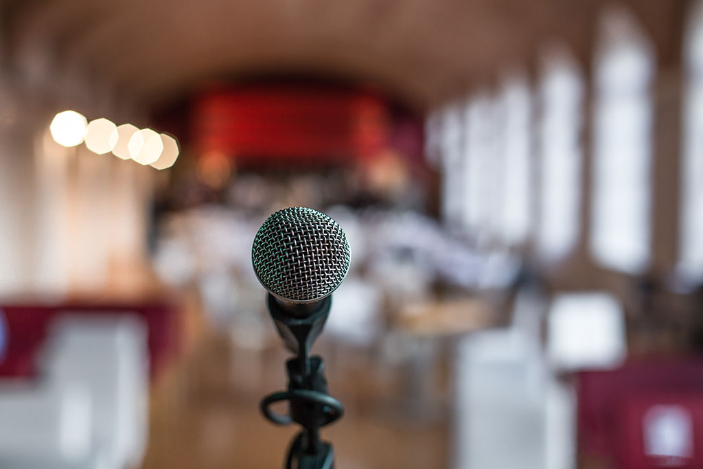 microphone set up for student about to receive online singing lessons in leeds